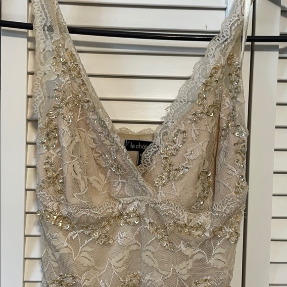 Beautiful sequin embroidered shirt! - Picture 2 of 5